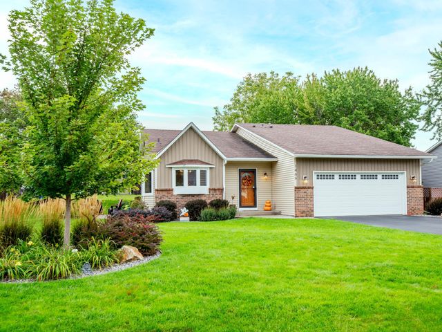 1466 Laurel Avenue, Saint Paul Park, MN 55071