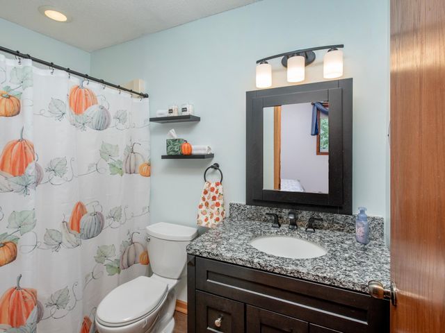 1466 Laurel Avenue, Saint Paul Park, MN 55071