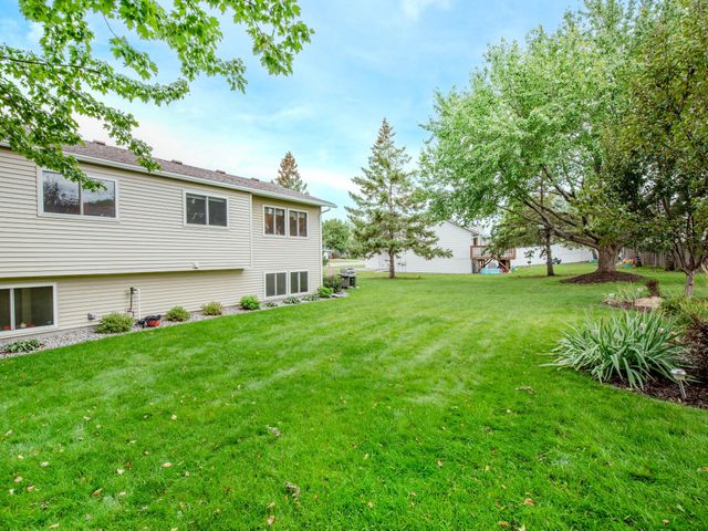 1466 Laurel Avenue, Saint Paul Park, MN 55071