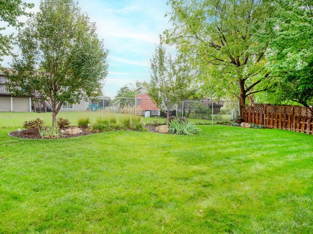 1466 Laurel Avenue, Saint Paul Park, MN 55071