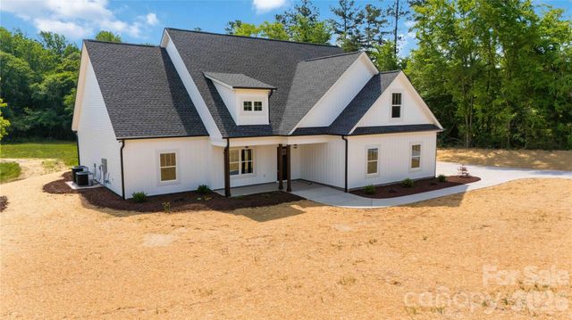 352 Adams Road, Clover, SC 29710