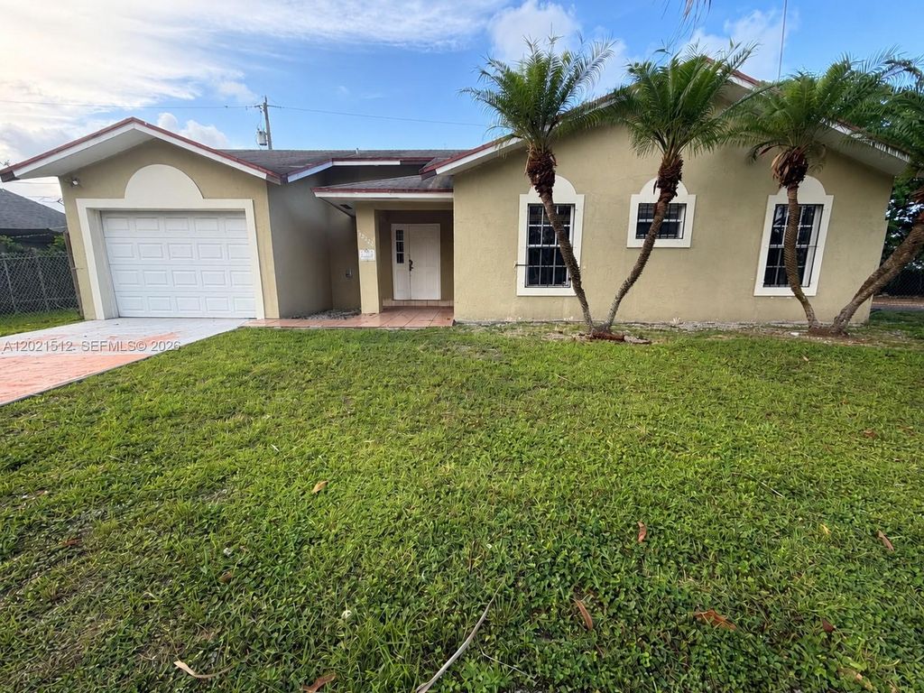 12961 SW 268th St, Homestead, FL 33032