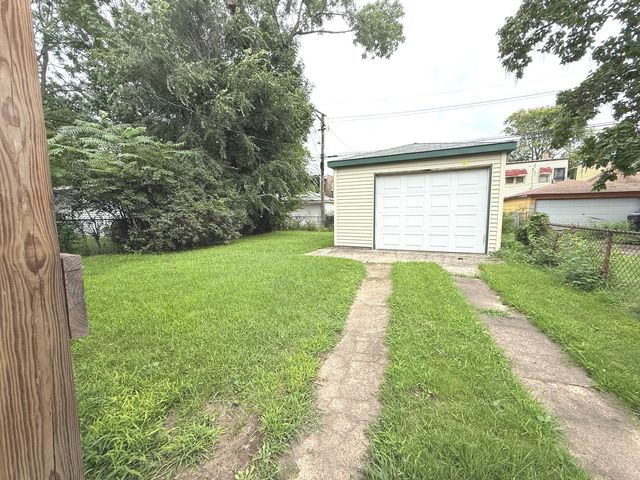 8115 S Dante Avenue, Chicago, IL 60619