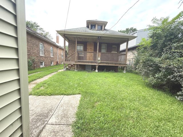 8115 S Dante Avenue, Chicago, IL 60619