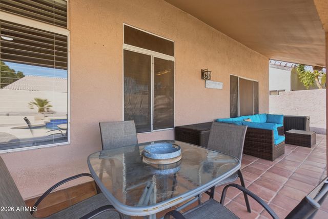 4442 E GRAYTHORN Street, Phoenix, AZ 85044