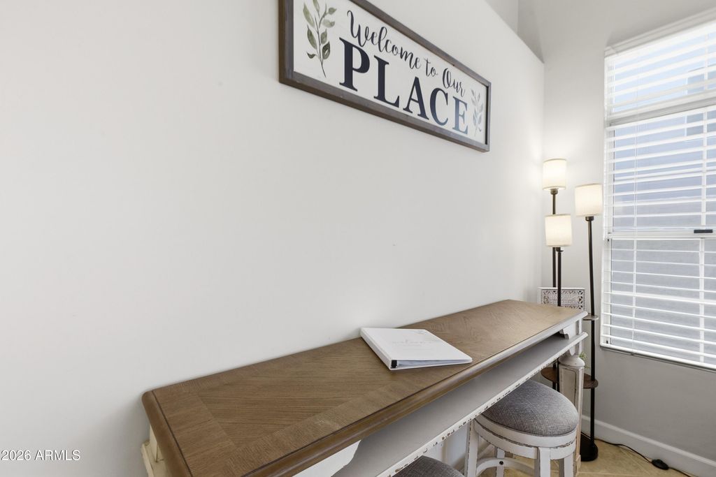 4442 E GRAYTHORN Street, Phoenix, AZ 85044 — photo 4