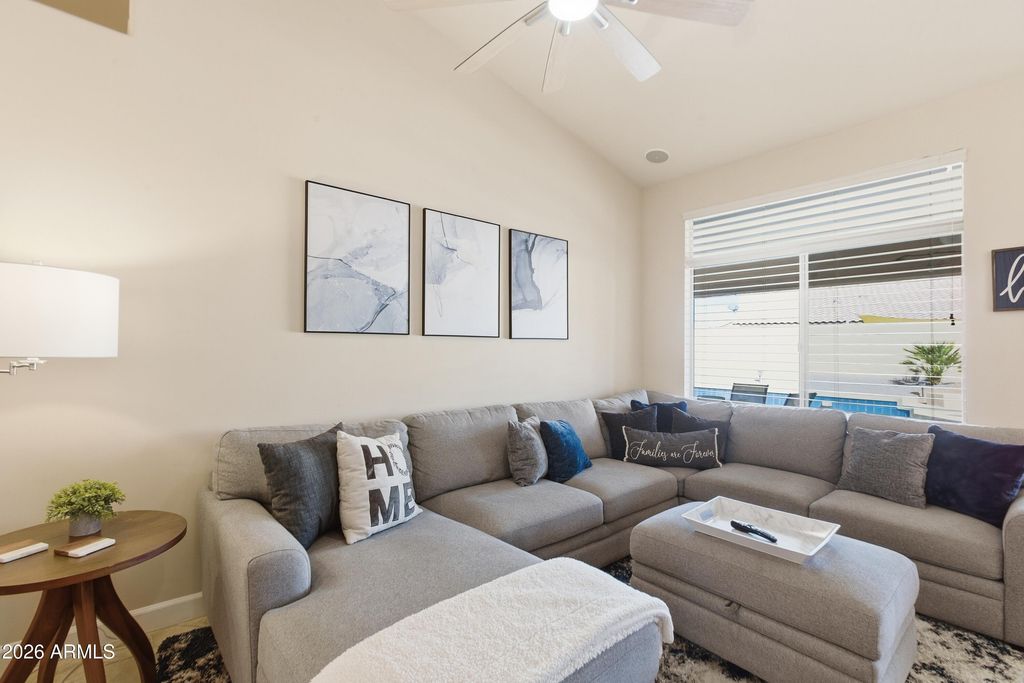 4442 E GRAYTHORN Street, Phoenix, AZ 85044 — photo 5