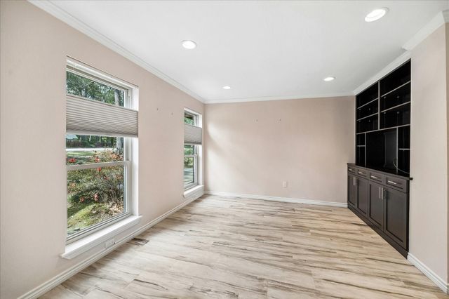 2919 Kings Forest Drive, Kingwood, TX 77339