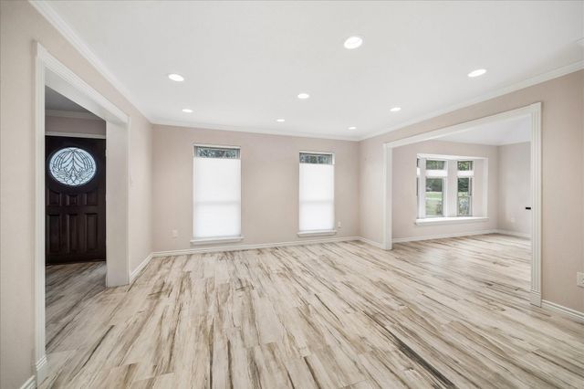 2919 Kings Forest Drive, Kingwood, TX 77339