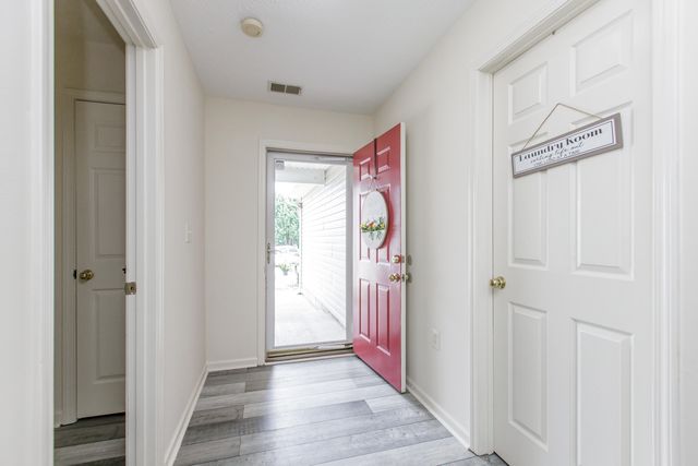 4026 Briar Creek Drive, Lawrenceburg, KY 40342