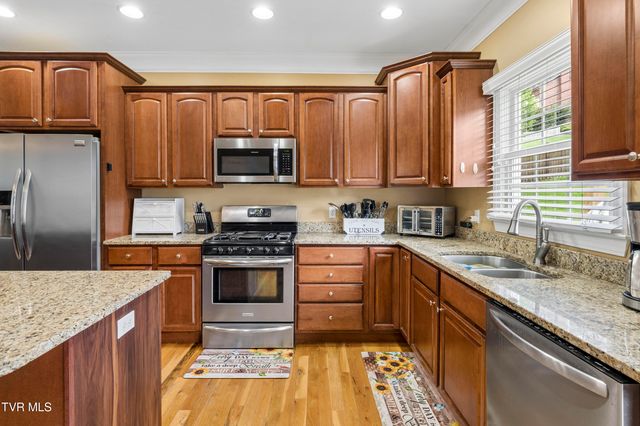 2004 Windridge Drive, Kingsport, TN 37660