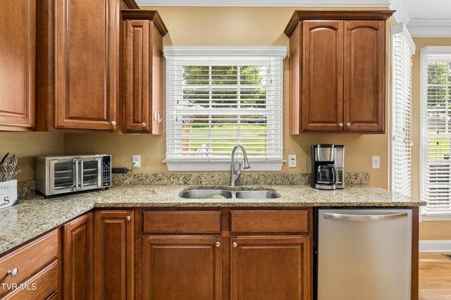 2004 Windridge Drive, Kingsport, TN 37660