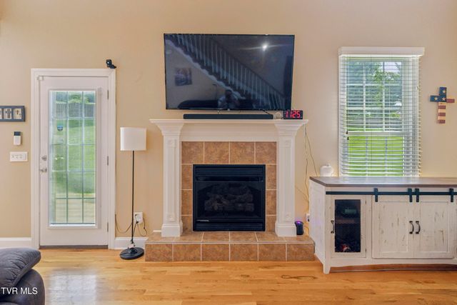 2004 Windridge Drive, Kingsport, TN 37660