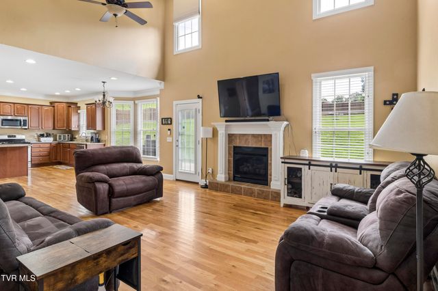 2004 Windridge Drive, Kingsport, TN 37660