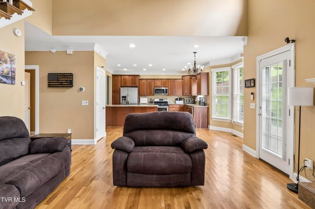 2004 Windridge Drive, Kingsport, TN 37660