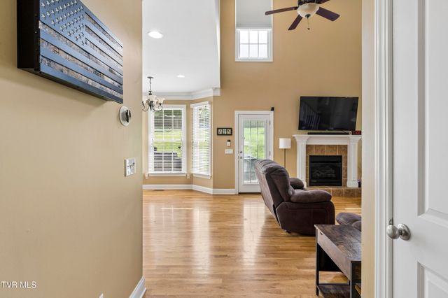 2004 Windridge Drive, Kingsport, TN 37660