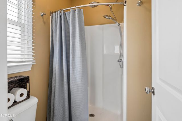 2004 Windridge Drive, Kingsport, TN 37660