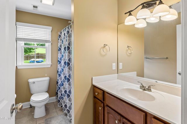 2004 Windridge Drive, Kingsport, TN 37660