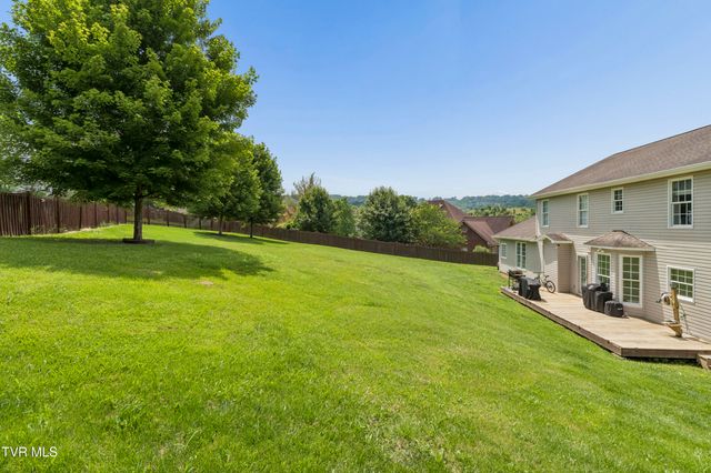2004 Windridge Drive, Kingsport, TN 37660