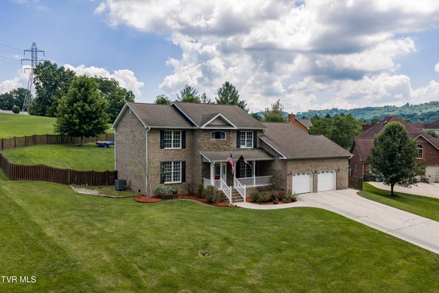 2004 Windridge Drive, Kingsport, TN 37660