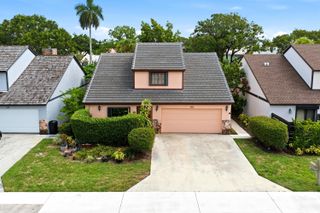 118 Beaumont Lane, Palm Beach Gardens, FL 33410