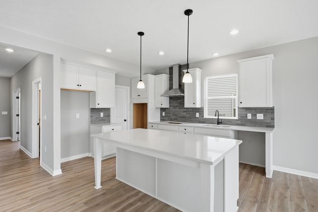 5737 Shadowfair Lane, Powell, OH 43065