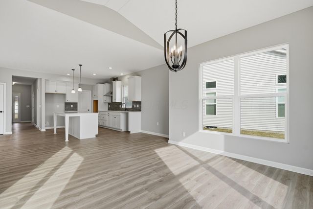 5737 Shadowfair Lane, Powell, OH 43065