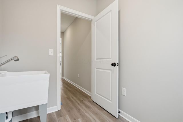 5737 Shadowfair Lane, Powell, OH 43065