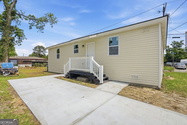 211 Jenks Street, Savannah, GA 31415