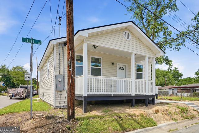 211 Jenks Street, Savannah, GA 31415