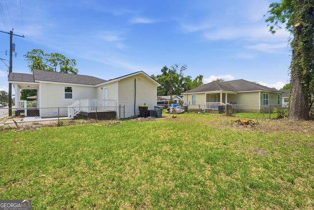 211 Jenks Street, Savannah, GA 31415