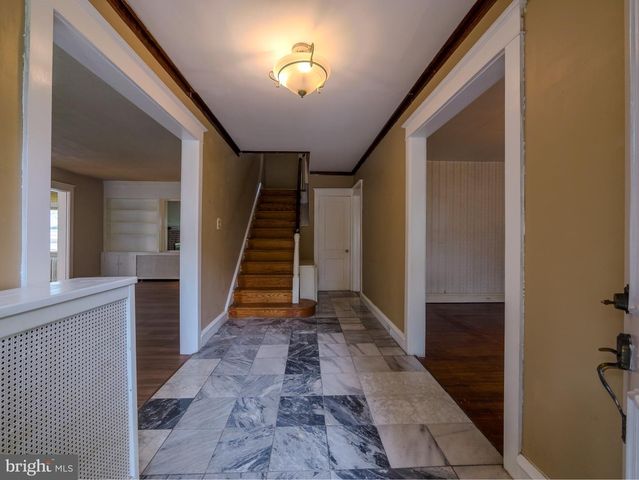 705 EDMONDS AVE, Drexel Hill, PA 19026