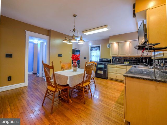 705 EDMONDS AVE, Drexel Hill, PA 19026