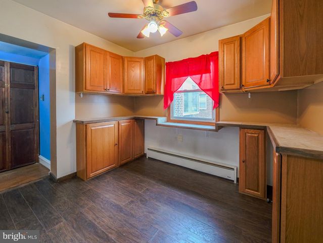 705 EDMONDS AVE, Drexel Hill, PA 19026