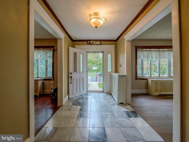705 EDMONDS AVE, Drexel Hill, PA 19026