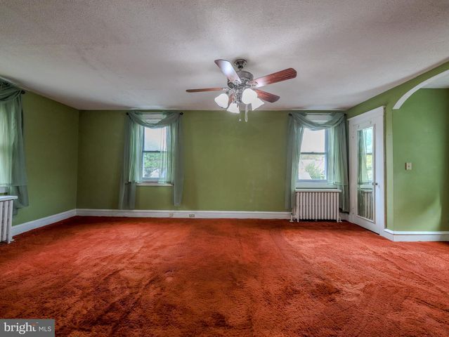 705 EDMONDS AVE, Drexel Hill, PA 19026