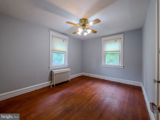 705 EDMONDS AVE, Drexel Hill, PA 19026