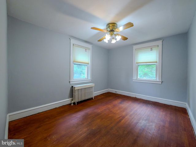 705 EDMONDS AVE, Drexel Hill, PA 19026