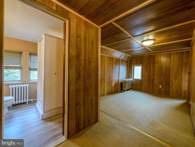 705 EDMONDS AVE, Drexel Hill, PA 19026