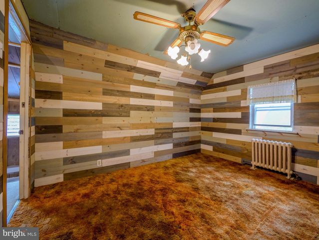 705 EDMONDS AVE, Drexel Hill, PA 19026