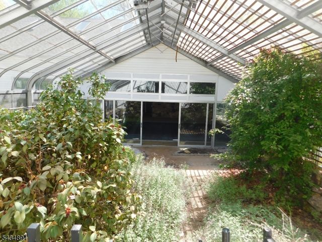 4 Spring Hill Rd, Franklin Twp., NJ 08801