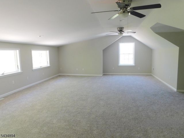 4 Spring Hill Rd, Franklin Twp., NJ 08801