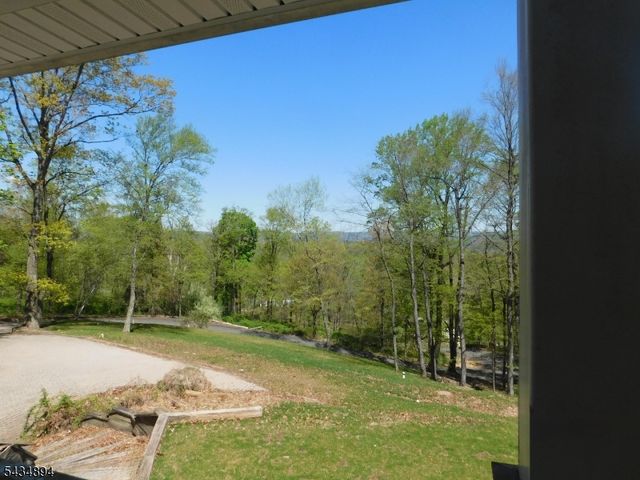 4 Spring Hill Rd, Franklin Twp., NJ 08801