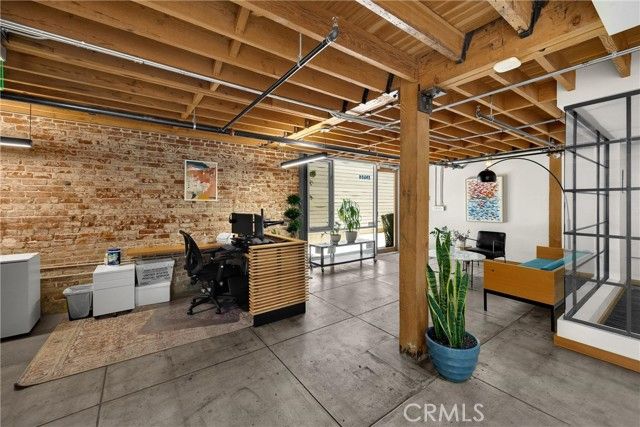 425 E 4th Street, Long Beach, CA 90802