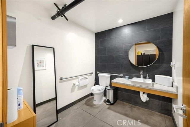 425 E 4th Street, Long Beach, CA 90802