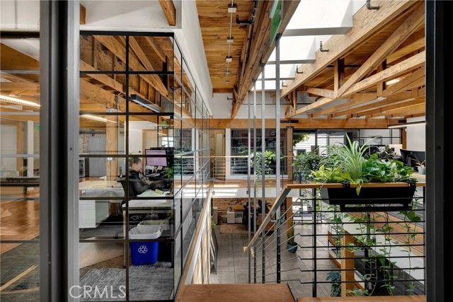 425 E 4th Street, Long Beach, CA 90802