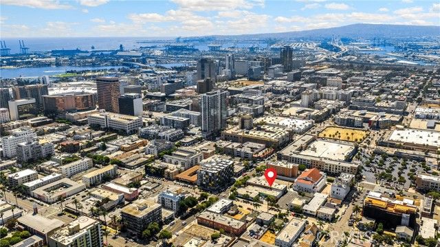 425 E 4th Street, Long Beach, CA 90802