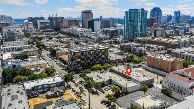 425 E 4th Street, Long Beach, CA 90802