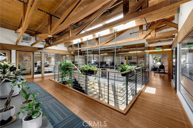 425 E 4th Street, Long Beach, CA 90802