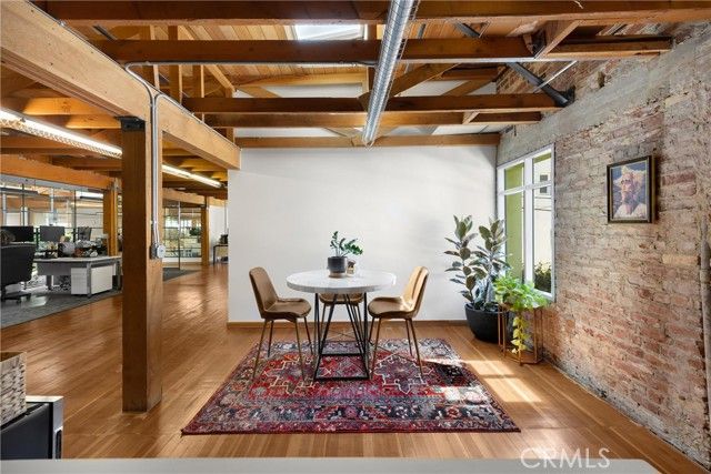 425 E 4th Street, Long Beach, CA 90802